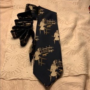 - “Lady at the Derby” Tie Navy and Hold and …
